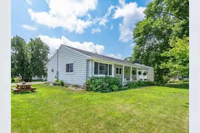 2024 11th Street E, Glencoe, MN 55336 - Photo 2
