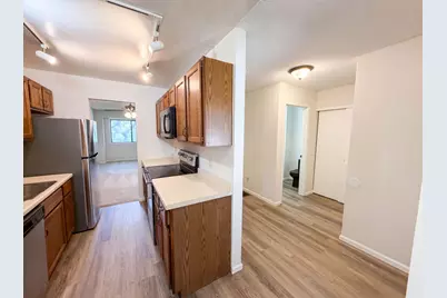 201 Bridlewood Drive, Saint Paul, MN 55119 - Photo 2