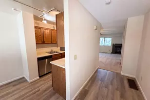 201 Bridlewood Dr, Saint Paul, MN 55119 - Photo 6