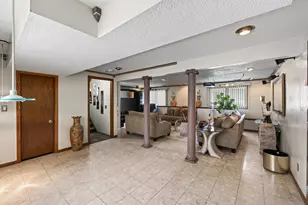 3838 Dupont Ave N, Minneapolis, MN 55412 - Photo 20