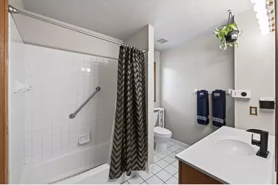 3838 Dupont Avenue N, Minneapolis, MN 55412 - Photo 14