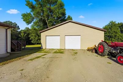 707 Washington Avenue, Crookston, MN 56716 - Photo 24