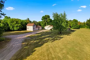 707 Washington Ave, Crookston, MN 56716 - Photo 1