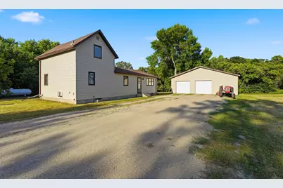 707 Washington Avenue, Crookston, MN 56716 - Photo 2
