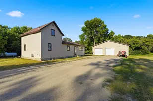 707 Washington Ave, Crookston, MN 56716 - Photo 2