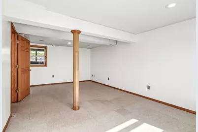 606 Grospoint Lane N, Oakdale, MN 55128 - Photo 22