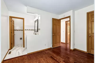 606 Grospoint Lane N, Oakdale, MN 55128 - Photo 14