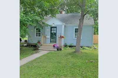 701 W Laurel Street, Fergus Falls, MN 56537 - Photo 1