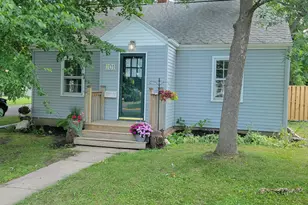 701 W Laurel St, Fergus Falls, MN 56537 - Photo 1