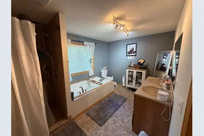 2201 23rd Street SW, Willmar, MN 56201 - Photo 14
