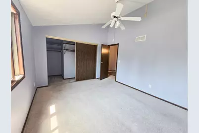 7618 Hampshire Avenue N, Brooklyn Park, MN 55428 - Photo 22