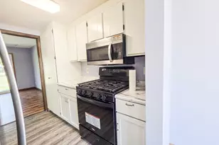 7618 Hampshire Ave N, Brooklyn Park, MN 55428 - Photo 10