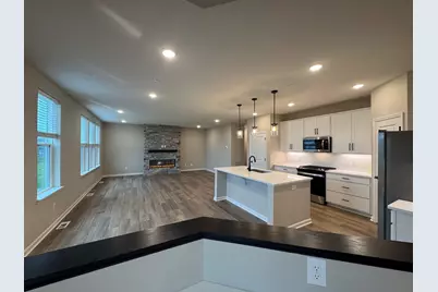 6153 Goodview Avenue S, Cottage Grove, MN 55016 - Photo 4