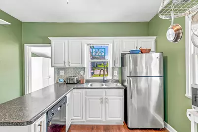 284 Winona Street E, Saint Paul, MN 55107 - Photo 14