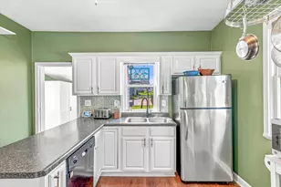 284 Winona St E, Saint Paul, MN 55107 - Photo 14
