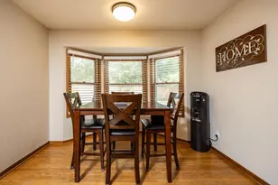 6991 Raven Ct, Eden Prairie, MN 55346 - Photo 8