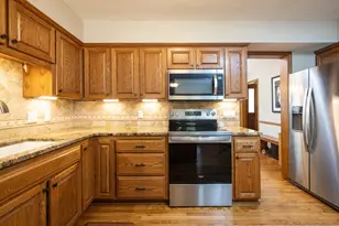 6991 Raven Ct, Eden Prairie, MN 55346 - Photo 4