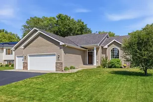 806 3rd Ave SE, Cold Spring, MN 56320 - Photo 2