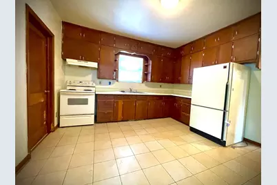 918 Jefferson Avenue, Albert Lea, MN 56007 - Photo 2