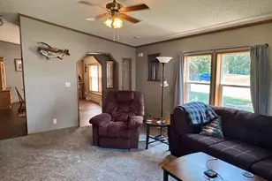 1206 Viking Dr, Olivia, MN 56277 - Photo 12