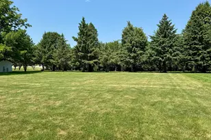1206 Viking Dr, Olivia, MN 56277 - Photo 4