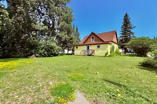 122 2nd Ave SE, Baudette, MN 56623 - Photo 2