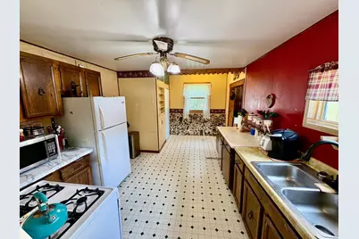 122 2nd Avenue SE, Baudette, MN 56623 - Photo 8