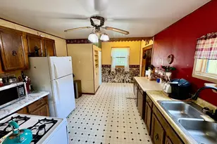 122 2nd Ave SE, Baudette, MN 56623 - Photo 8