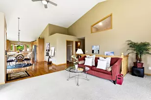 4831 Greenhaven Dr, White Bear Lake, MN 55127 - Photo 8