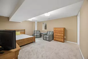 1425 Orkla Dr, Golden Valley, MN 55427 - Photo 28