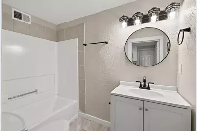 2218 Irving Avenue N, Minneapolis, MN 55411 - Photo 8