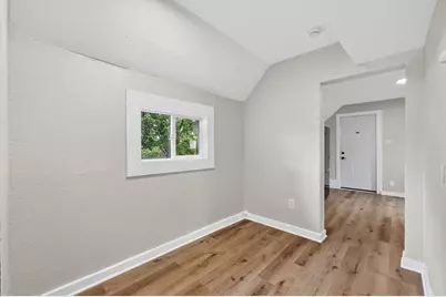 2218 Irving Avenue N, Minneapolis, MN 55411 - Photo 18