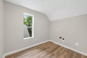 2218 Irving Ave N, Minneapolis, MN 55411 - Photo 16