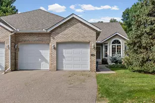 11148 Wyoming Road S, Bloomington, MN 55438 - Photo 4