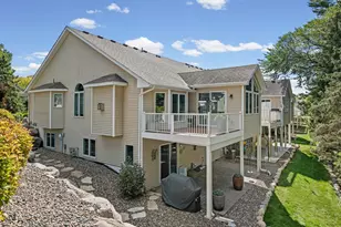 11148 Wyoming Road S, Bloomington, MN 55438 - Photo 52
