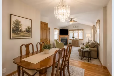 3632 Roosevelt Street NE, Saint Anthony, MN 55418 - Photo 12