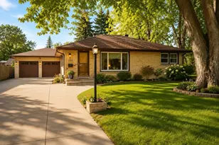 3632 Roosevelt St NE, Saint Anthony, MN 55418 - Photo 1