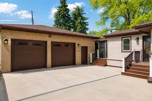 3632 Roosevelt St NE, Saint Anthony, MN 55418 - Photo 4