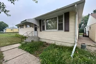 704 Maple Dr, Aurora, MN 55705 - Photo 22