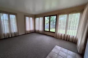 704 Maple Dr, Aurora, MN 55705 - Photo 6