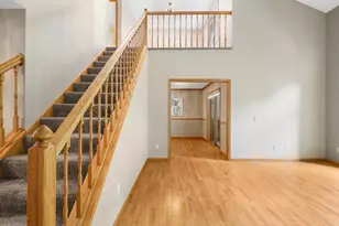 13108 Gemstone Ct, Apple Valley, MN 55124 - Photo 16