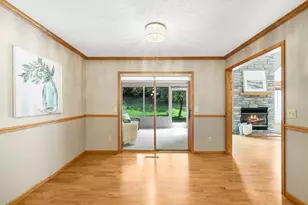 13108 Gemstone Ct, Apple Valley, MN 55124 - Photo 10