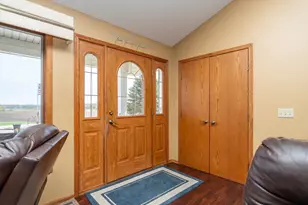 7195 County Road 10 E, Chaska, MN 55318 - Photo 4