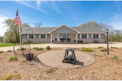 7195 County Road 10 E, Chaska, MN 55318 - Photo 1