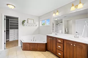 3471 Ridgestone Cir, Woodbury, MN 55129 - Photo 8