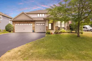 3471 Ridgestone Cir, Woodbury, MN 55129 - Photo 2