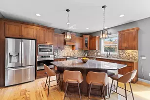 3471 Ridgestone Cir, Woodbury, MN 55129 - Photo 4