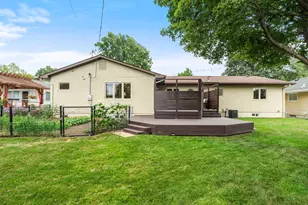 1347 Mackubin St, Saint Paul, MN 55117 - Photo 54