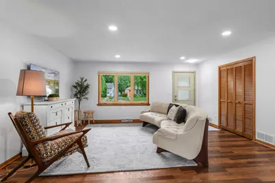 1347 Mackubin Street, Saint Paul, MN 55117 - Photo 4
