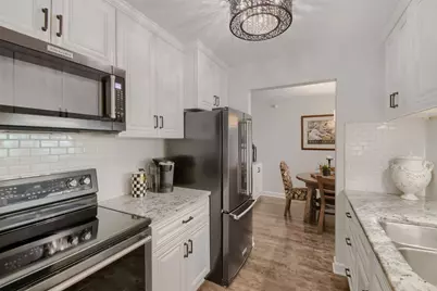 1729 6th Street NE #9, Minneapolis, MN 55413 - Photo 4